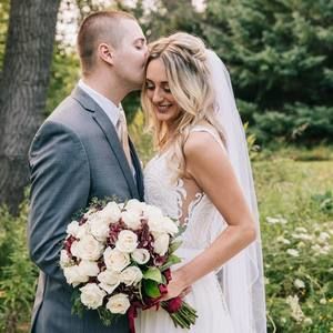 Meet your Posher, Caitlin